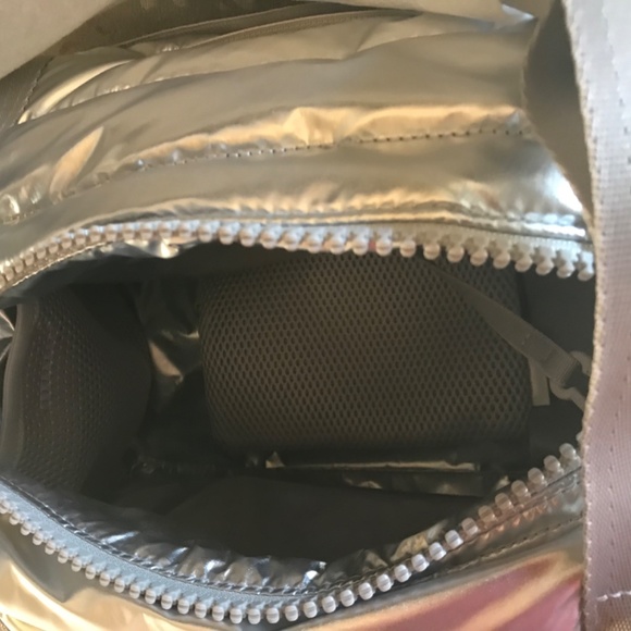 NWT Dagne Dover Landon Medium/Silver Puff - Picture 5 of 11